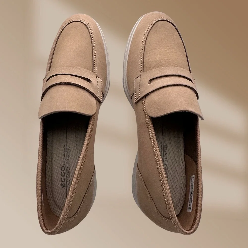ecco Fluidform Ladies Dress Classic Beige Penny Loafers Sz RU 40 US 9-9.5  NIB